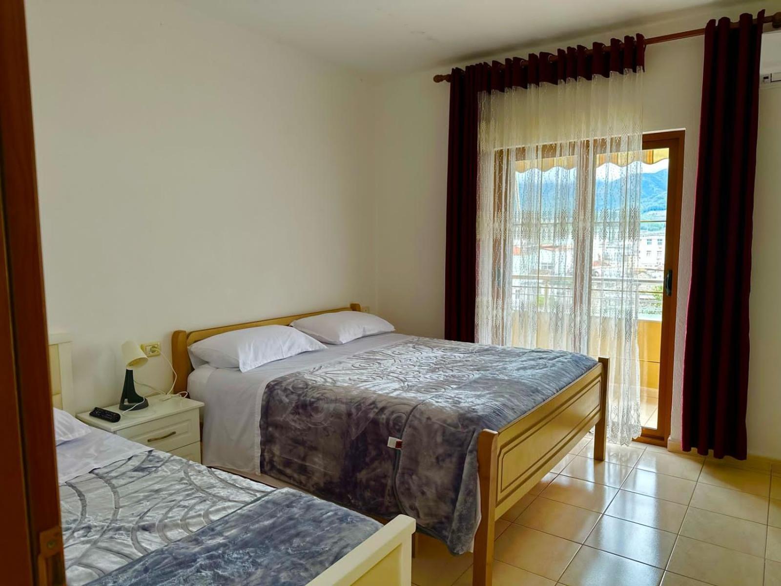 Maria Guest House Permet Luaran gambar
