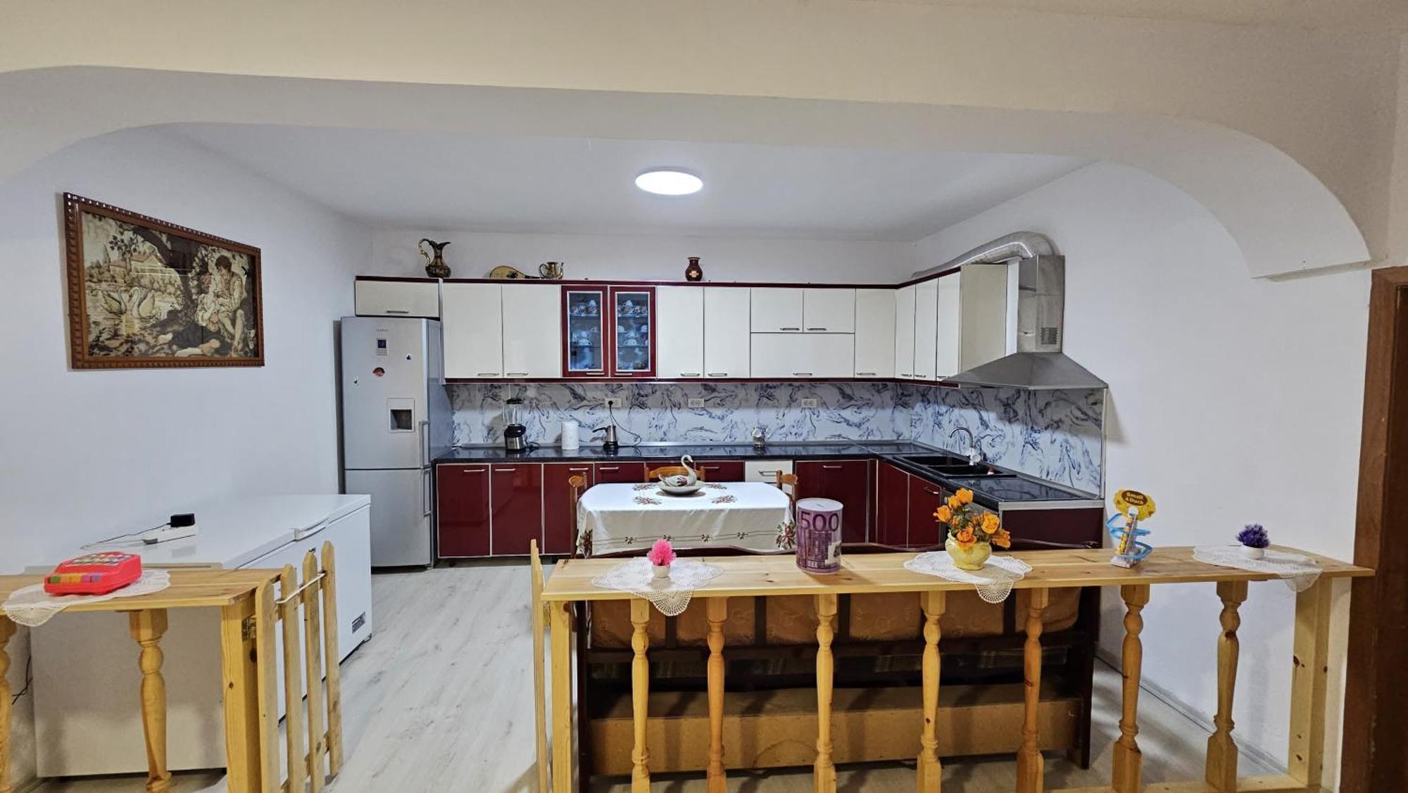 Maria Guest House Permet Luaran gambar